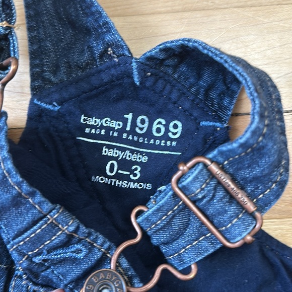 Baby Gap Denim Overalls Size 0-3 months - Picture 4 of 4
